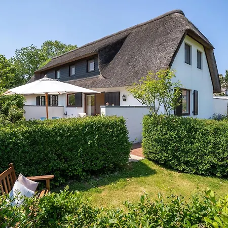 Thatched Roof House In St Peter Ording *