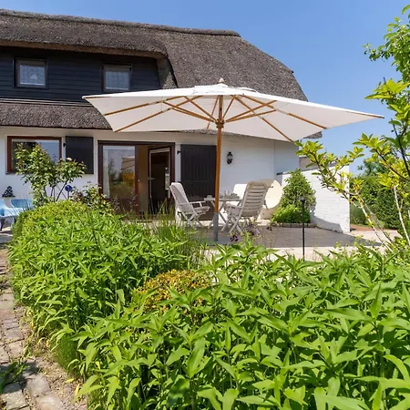 Dom wakacyjny Thatched Roof House In St Peter Ording *